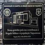 Gravação a Laser em Placas de ACM Homenagem