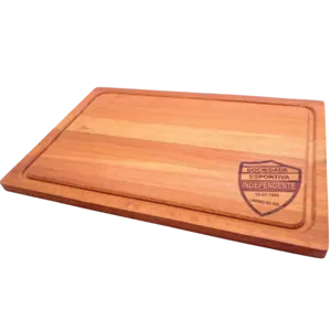 Gravação a Laser em Tábuas de Corte em Madeiras